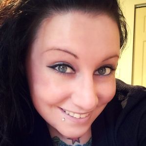 Meet your Posher, Kendra